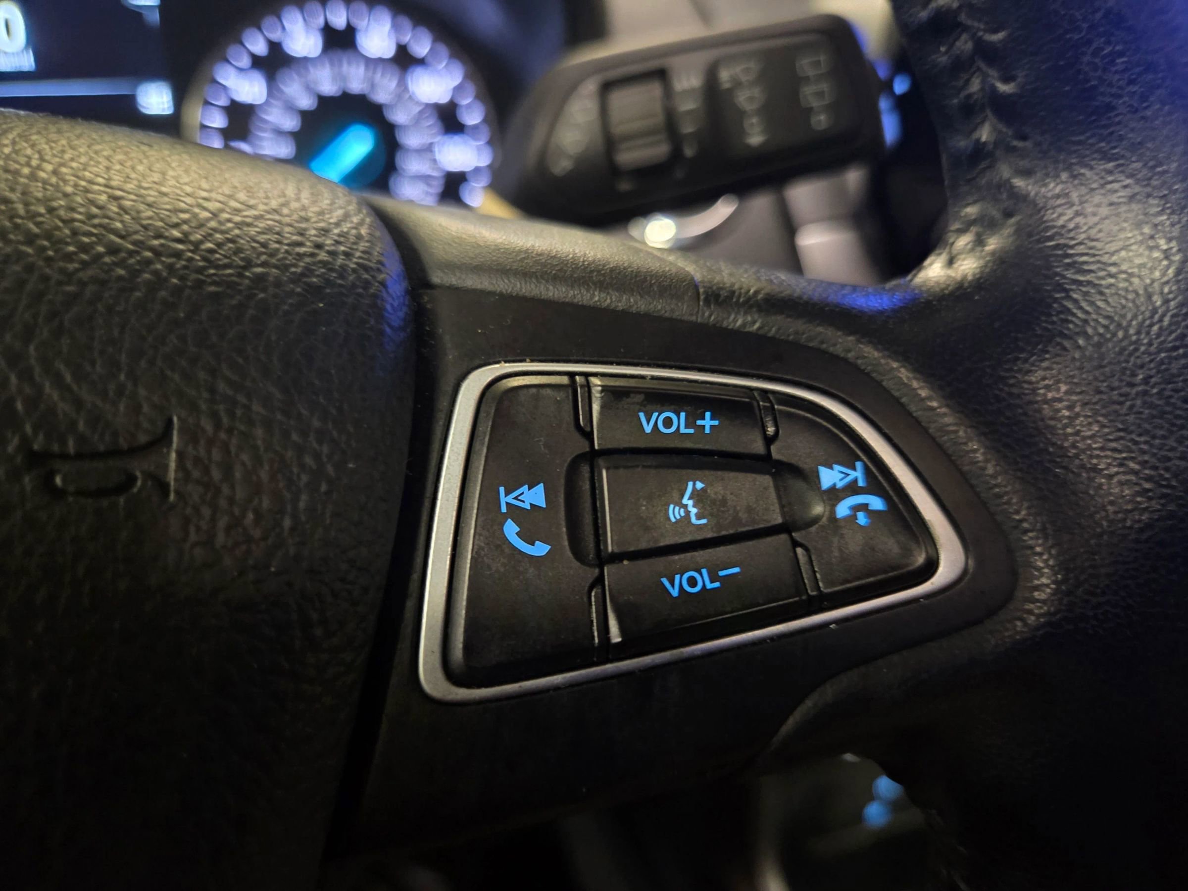 Used 2020 Ford EcoSport SE w/ SE Convenience Package FWD image 18
