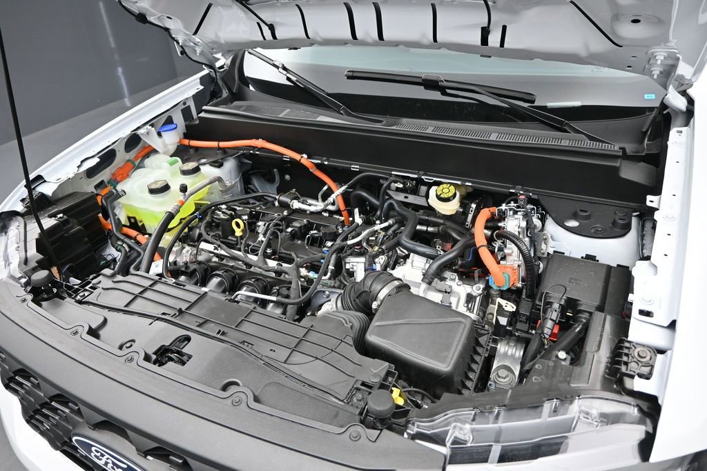New 2026 Ford Maverick XL w/ Equipment Group 101A AWD/4WD image 11