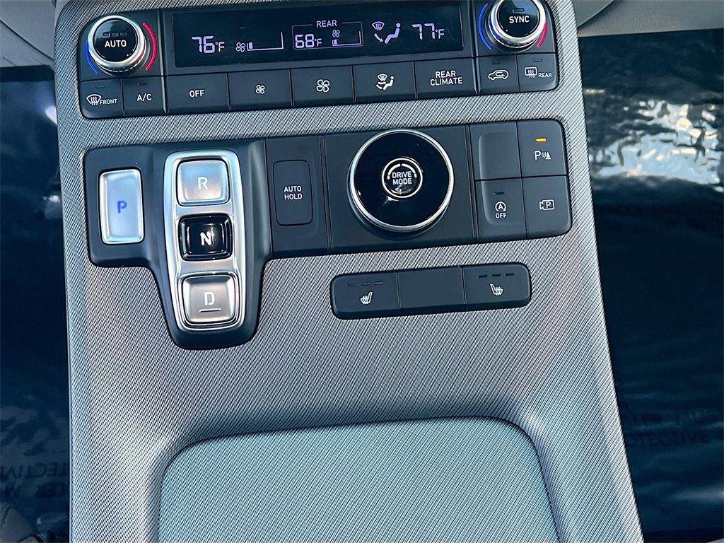 Used 2024 Hyundai Palisade SEL image 16