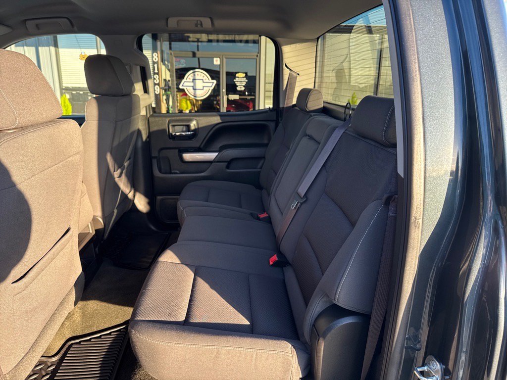 Used 2017 Chevrolet Silverado 1500 LT w/ All Star Edition AWD/4WD image 8