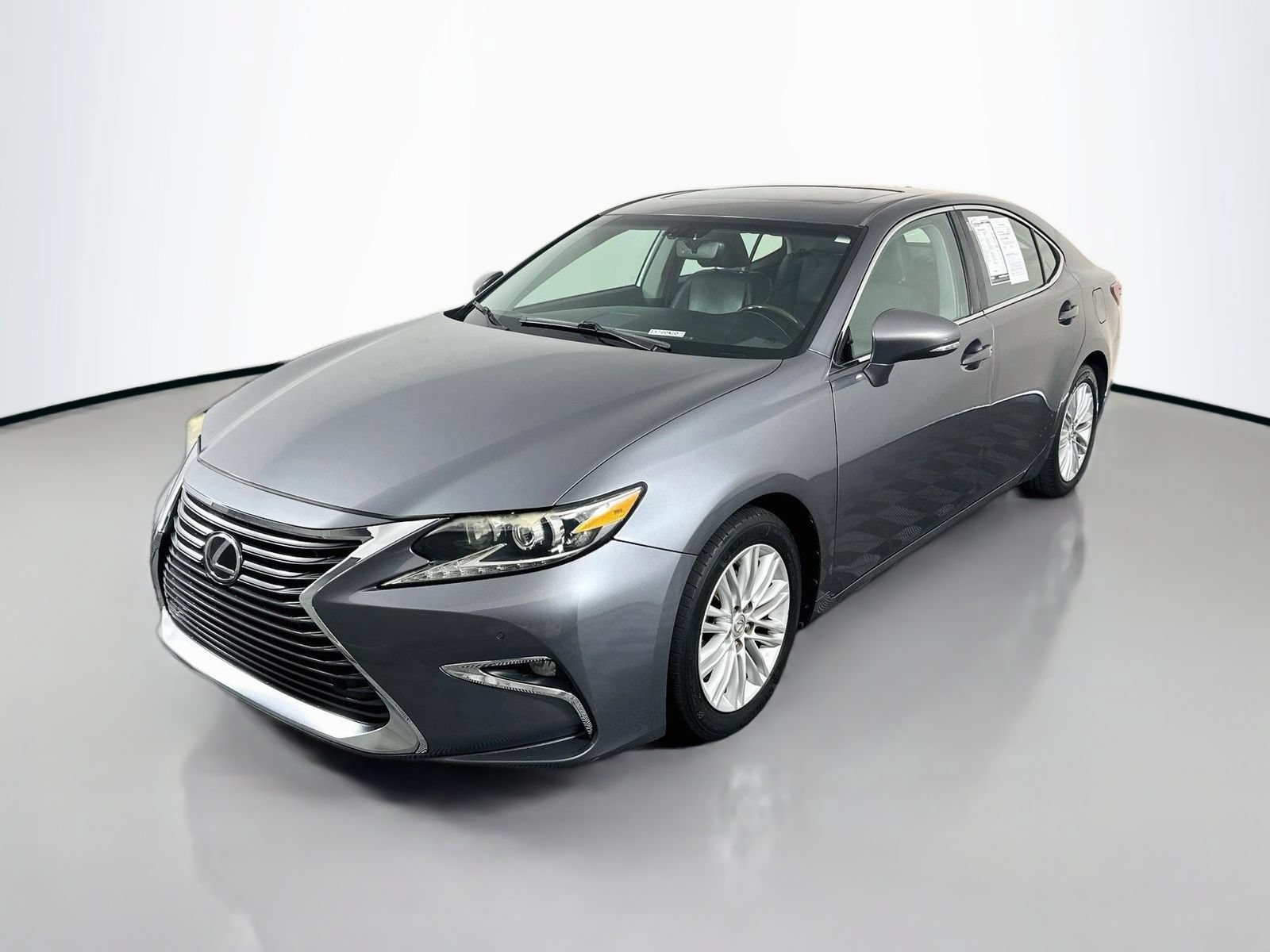 Used 2016 Lexus ES 350 w/ Premium Package w/Wood Trim FWD image 3