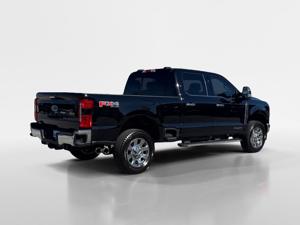 Used 2024 Ford F350 Lariat w/ Chrome Package image 6