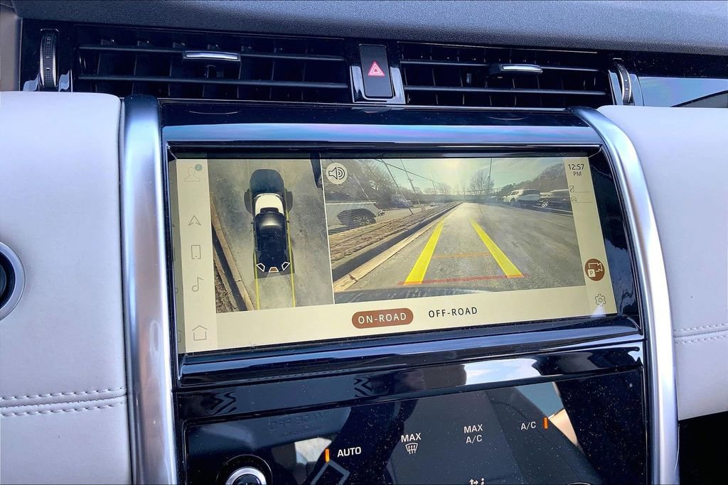 Used 2021 Land Rover Discovery Sport S image 11