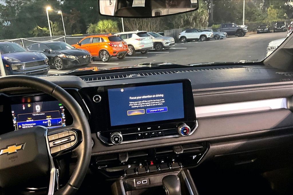 Used 2023 Chevrolet Colorado LT image 10