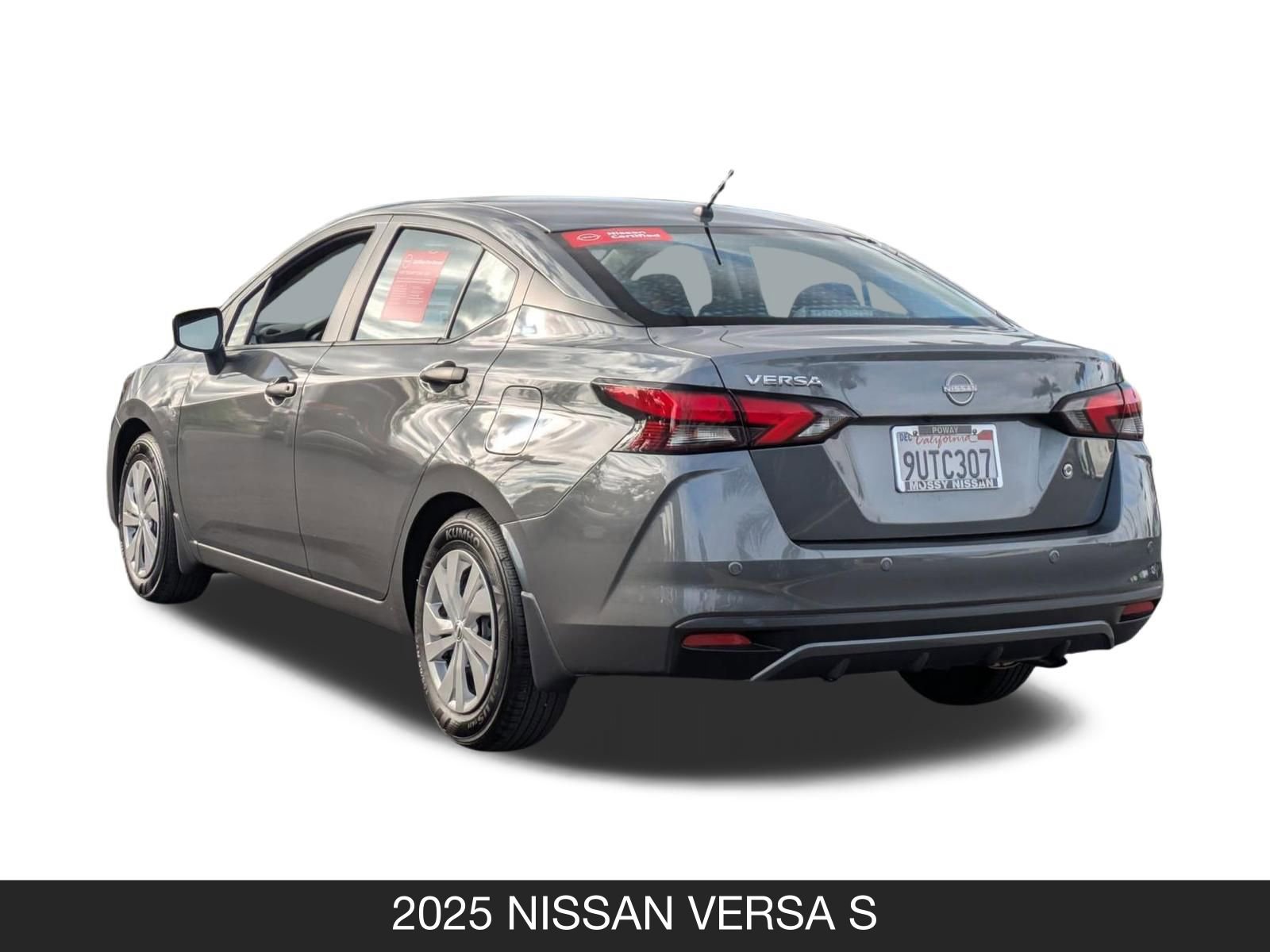 Used 2025 Nissan Versa S w/ Trunk Package image 7