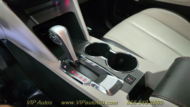 Used 2011 GMC Terrain SLT FWD image 19