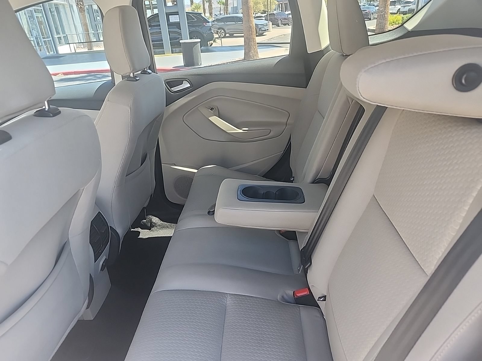 Used 2019 Ford Escape SE FWD image 18