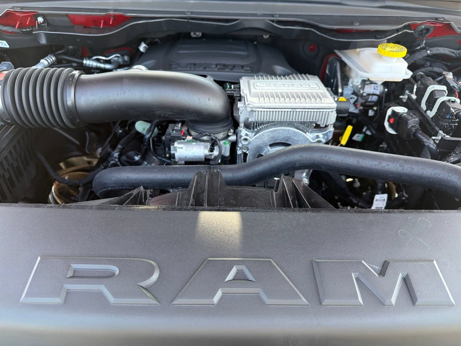 New 2027 RAM 1500 4x4 Crew Cab image 11