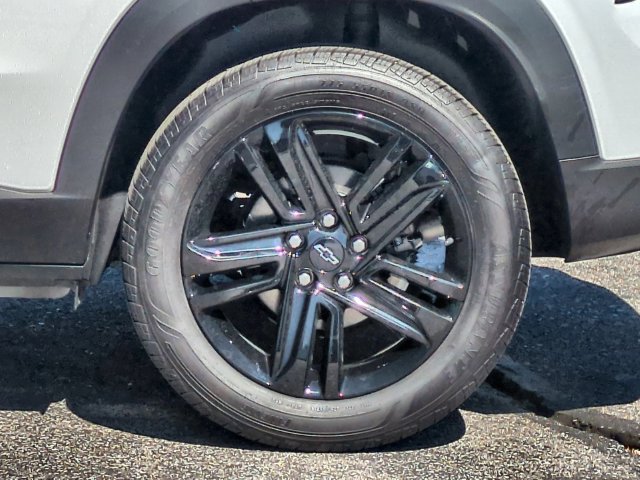 Used 2025 Chevrolet Trax ACTIV w/ Driver Confidence Package FWD image 34