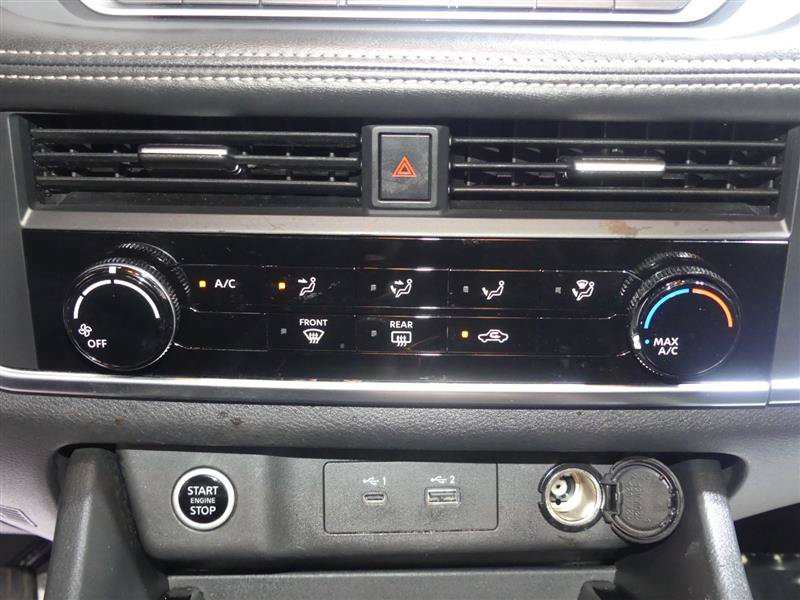 Used 2023 Nissan Rogue S FWD image 38