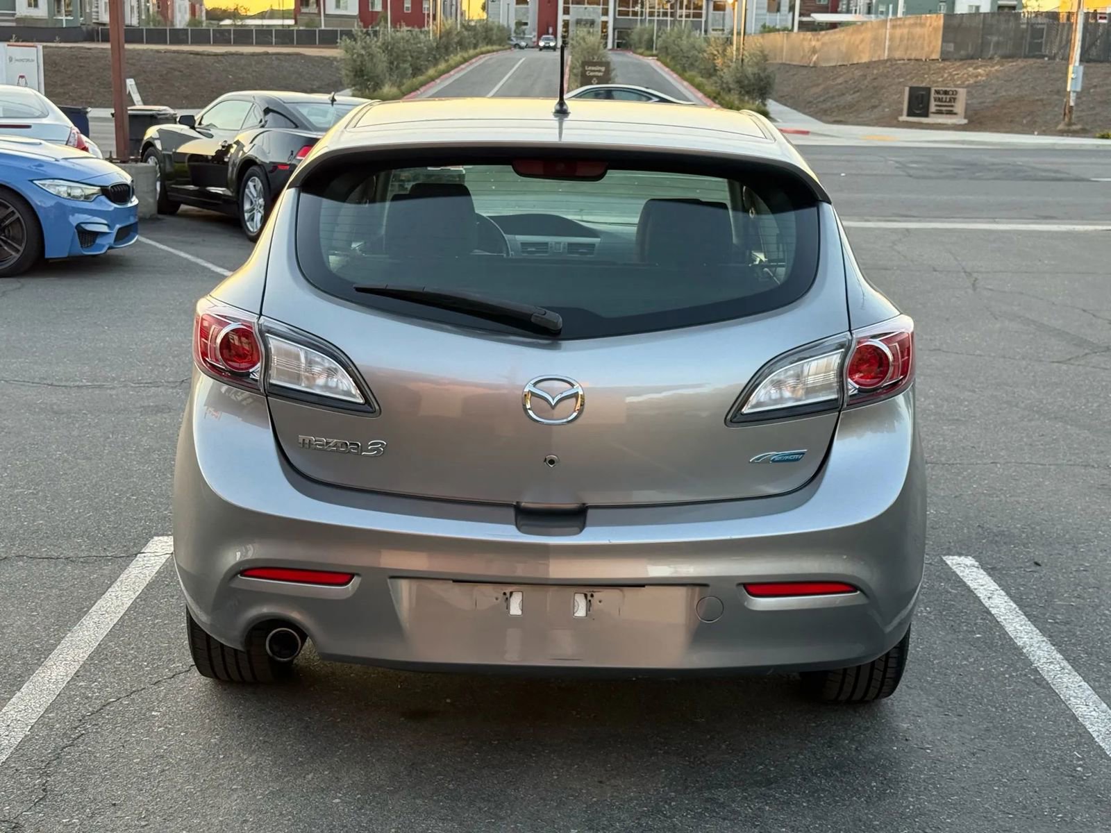 Used 2012 MAZDA MAZDA3 i Touring image 6