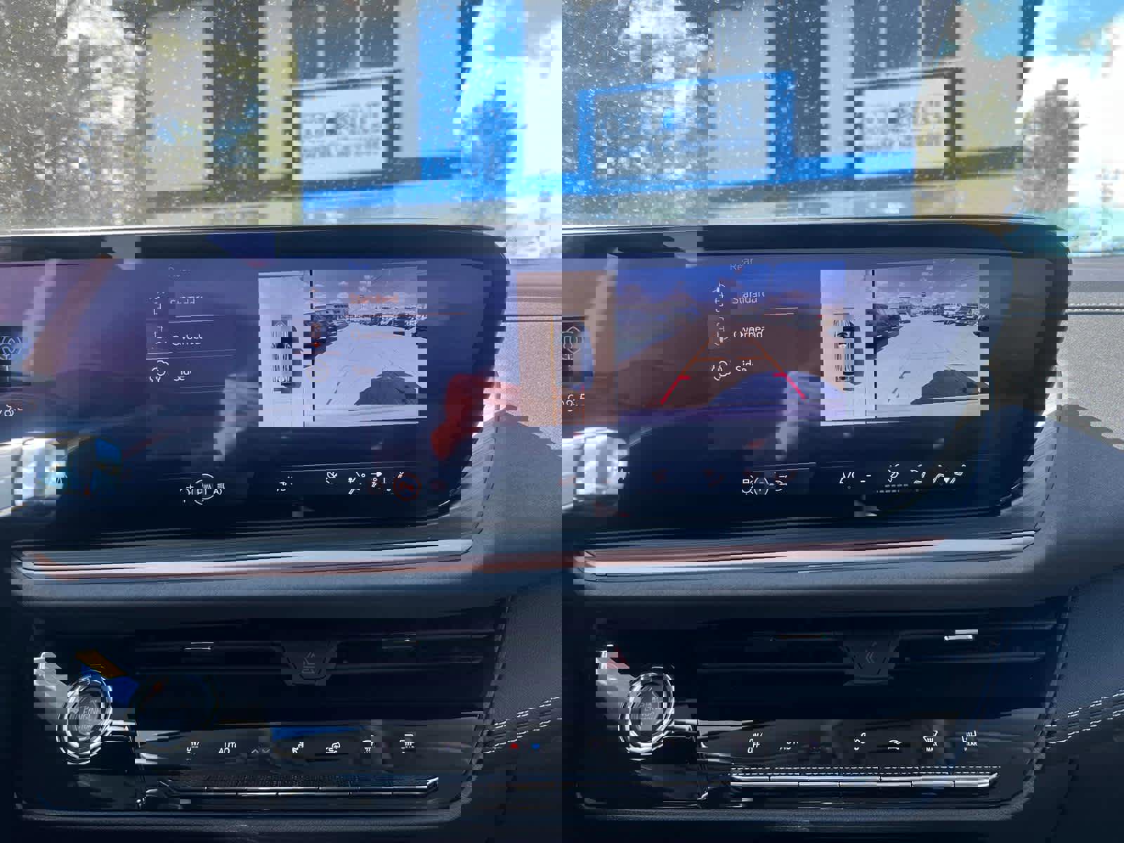 Certified 2025 Buick Envision Sport Touring image 29