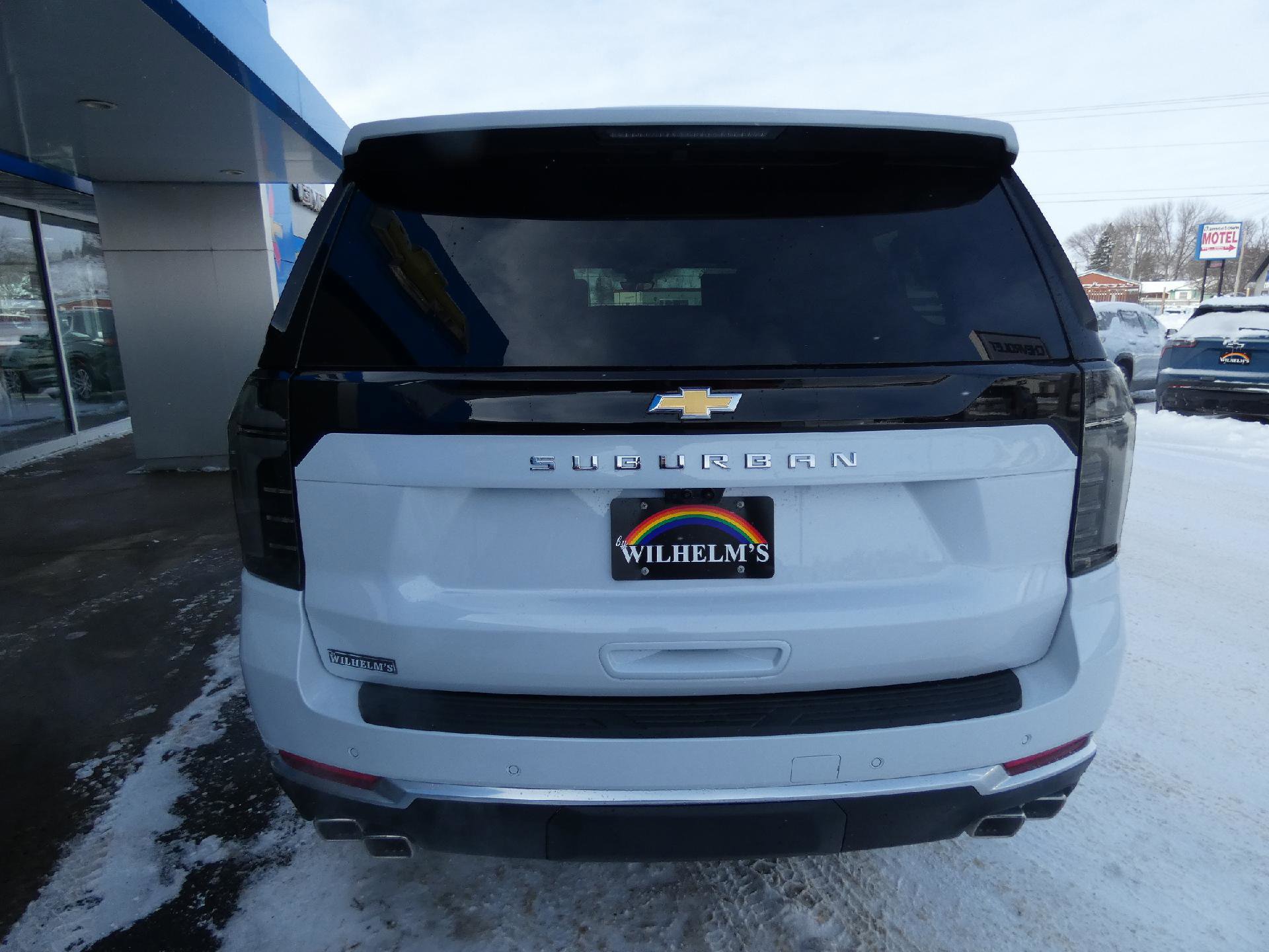 New 2026 Chevrolet Suburban High Country image 4