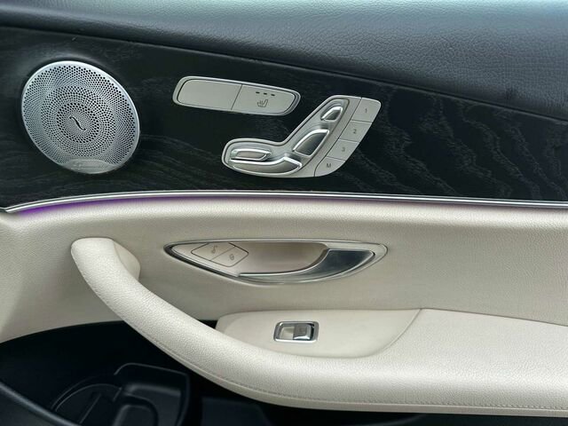 Used 2018 Mercedes-Benz E 300 image 21