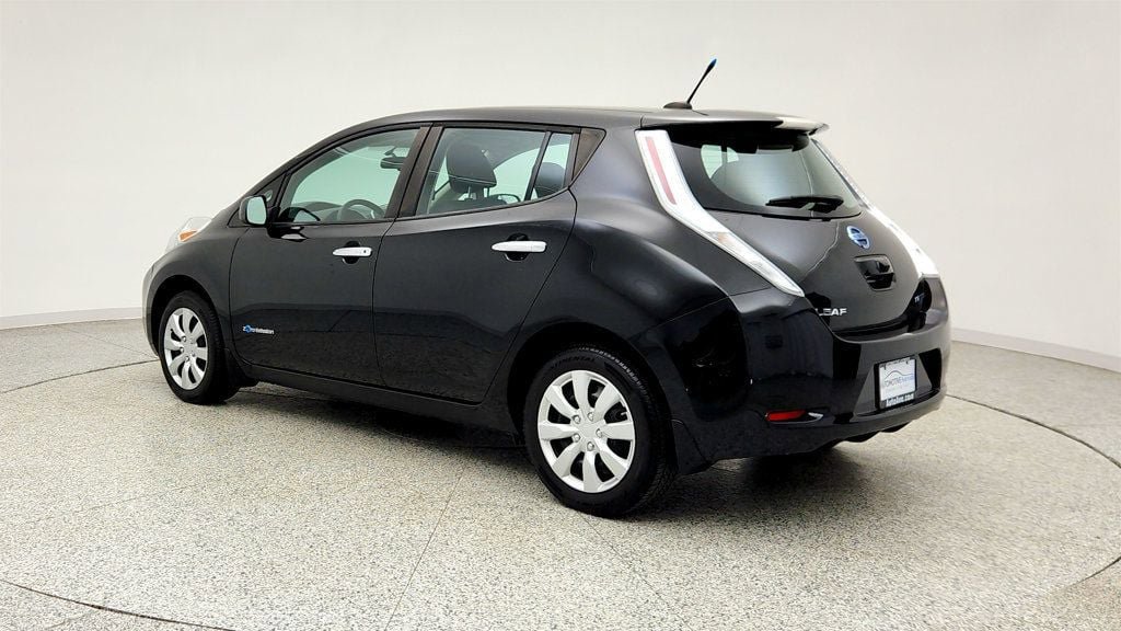 Used 2014 Nissan Leaf S w/ Charge Package FWD image 7