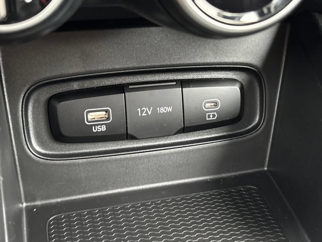 Certified 2023 Hyundai Venue SEL w/ Cargo Package FWD image 17