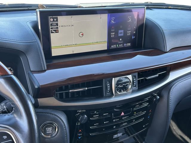 Used 2021 Lexus LX 570 4WD w/ Luxury Package image 29