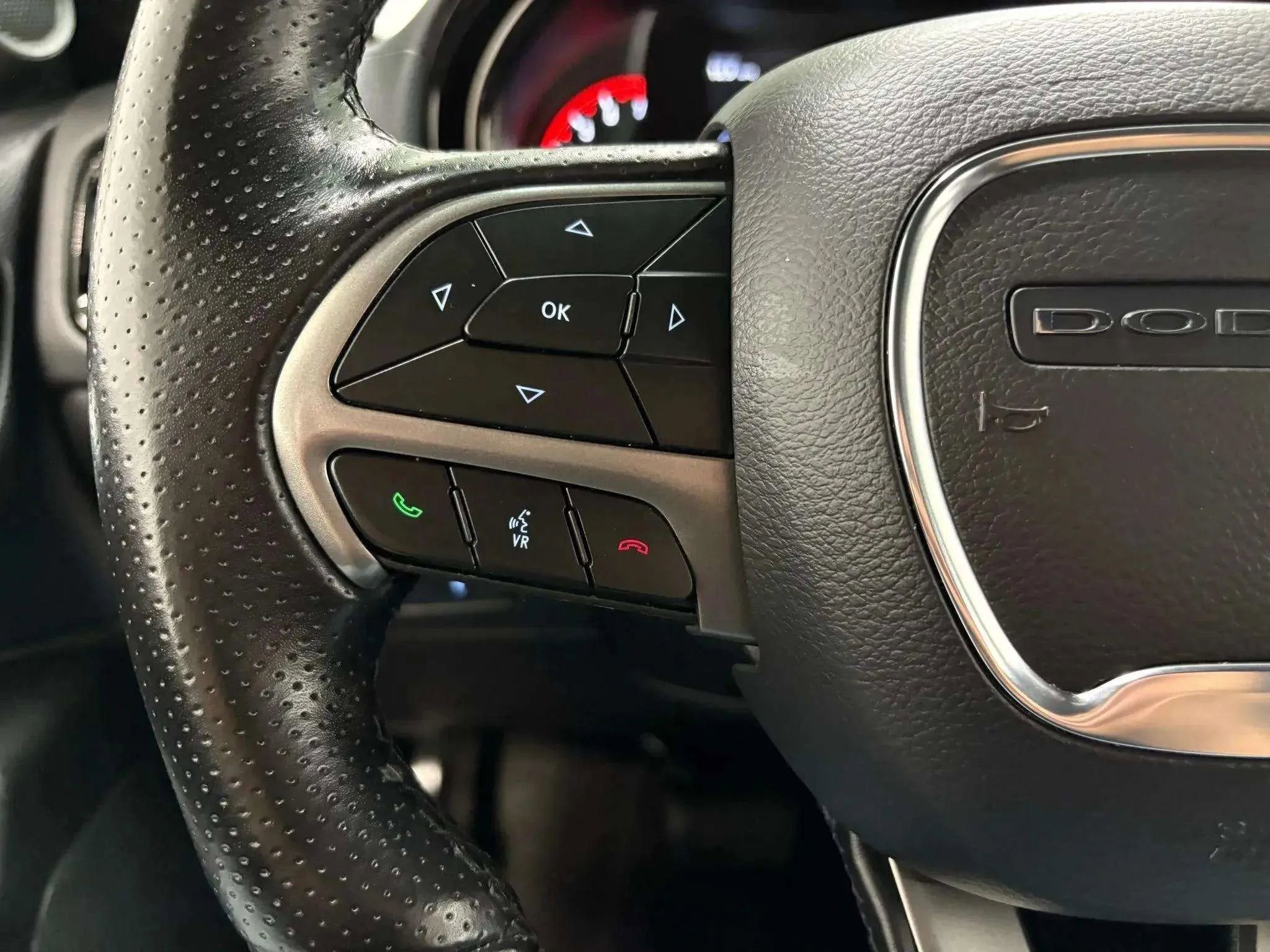 Used 2023 Dodge Durango SXT Launch Edition image 30