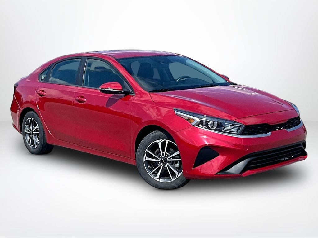 Used 2024 Kia Forte LXS w/ LXS Technology Package FWD image 13