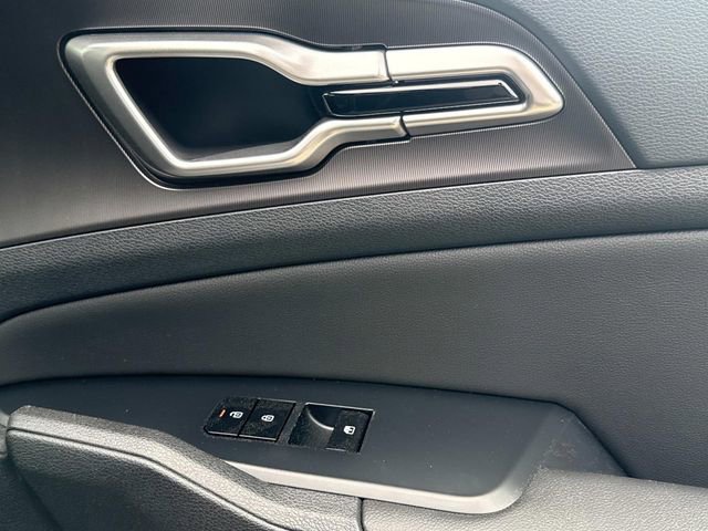 New 2026 Kia Sportage EX AWD/4WD image 16