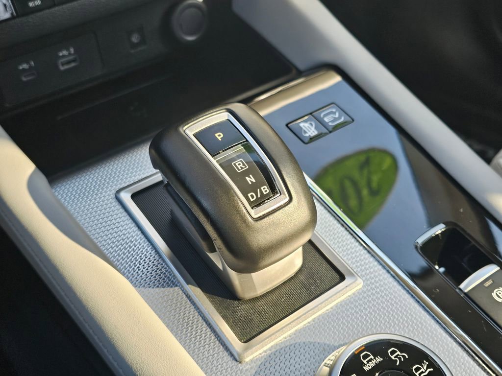 Used 2024 Mitsubishi Outlander SEL image 27