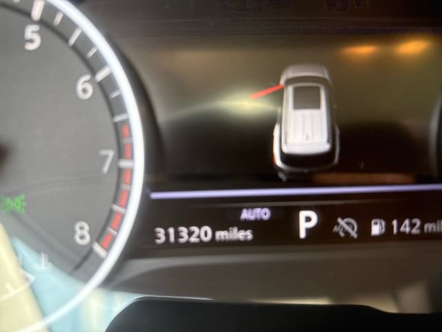 Used 2025 Nissan Pathfinder SV AWD/4WD image 13