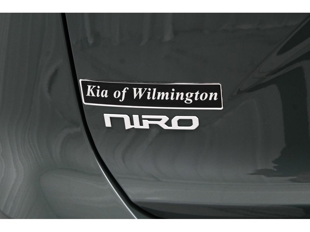 Used 2025 Kia Niro EX w/ EX Cold Weather Package FWD image 43