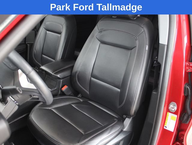 Used 2023 Ford Explorer XLT w/ Equipment Group 202A AWD/4WD image 12