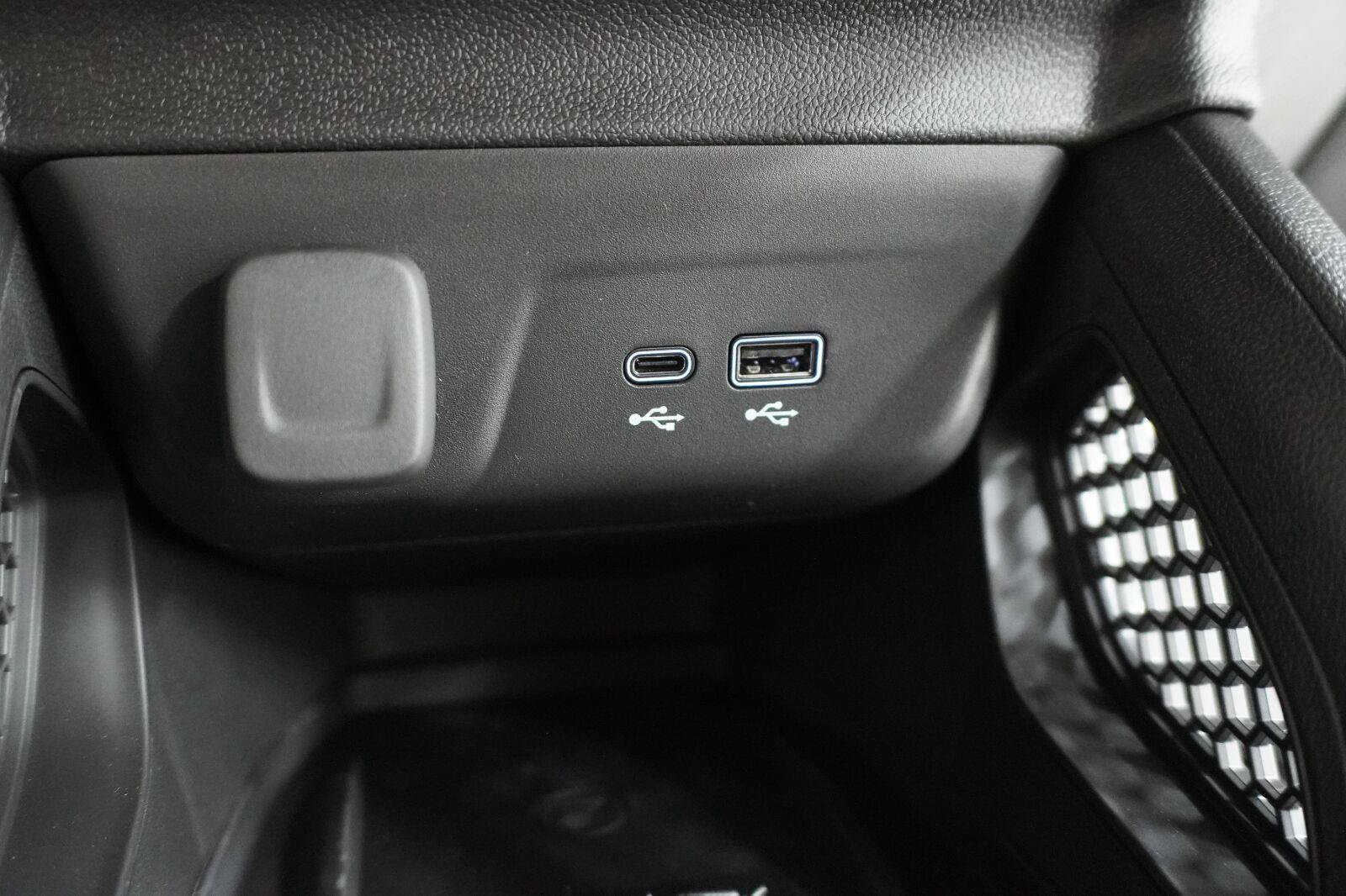 New 2026 Chevrolet TrailBlazer RS w/ Convenience Package FWD image 17