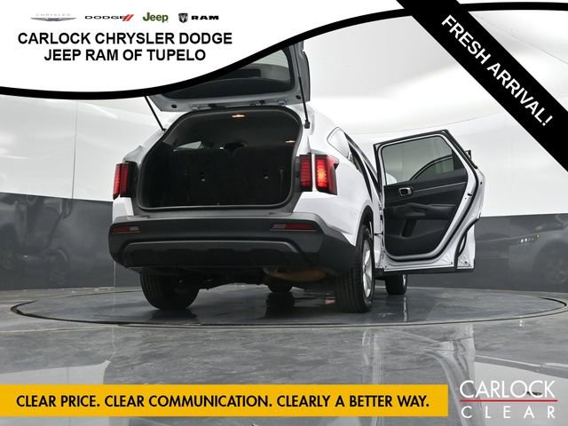 Used 2023 Kia Sorento LX FWD image 42