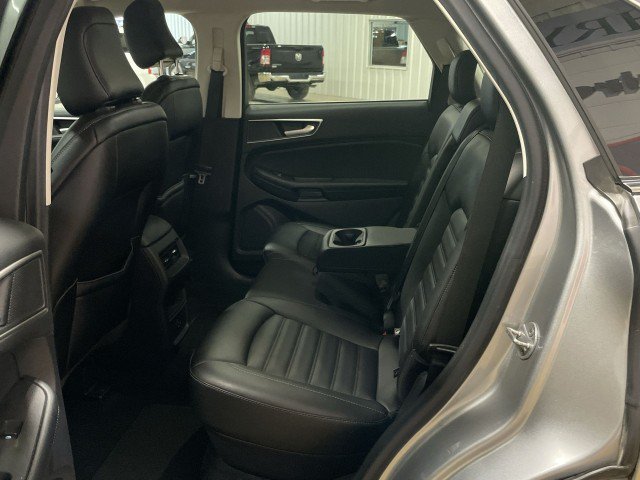 Used 2021 Ford Edge SEL AWD/4WD image 23