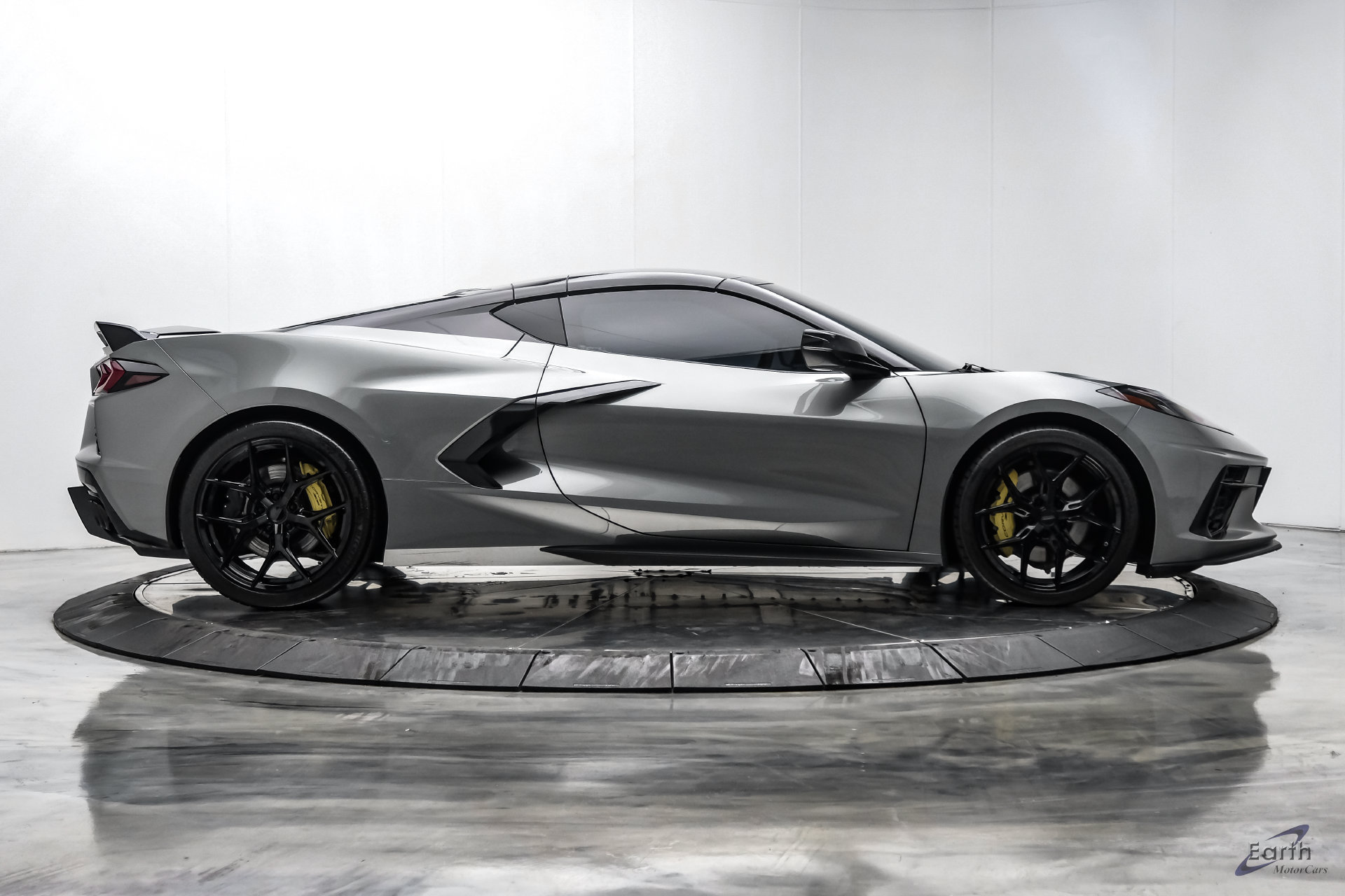 Used 2023 Chevrolet Corvette Stingray Preferred Cpe w/ Z51 Performance Package RWD image 28
