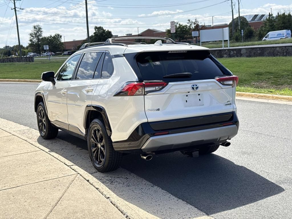 Used 2022 Toyota RAV4 SE w/ Convenience Package AWD/4WD image 21
