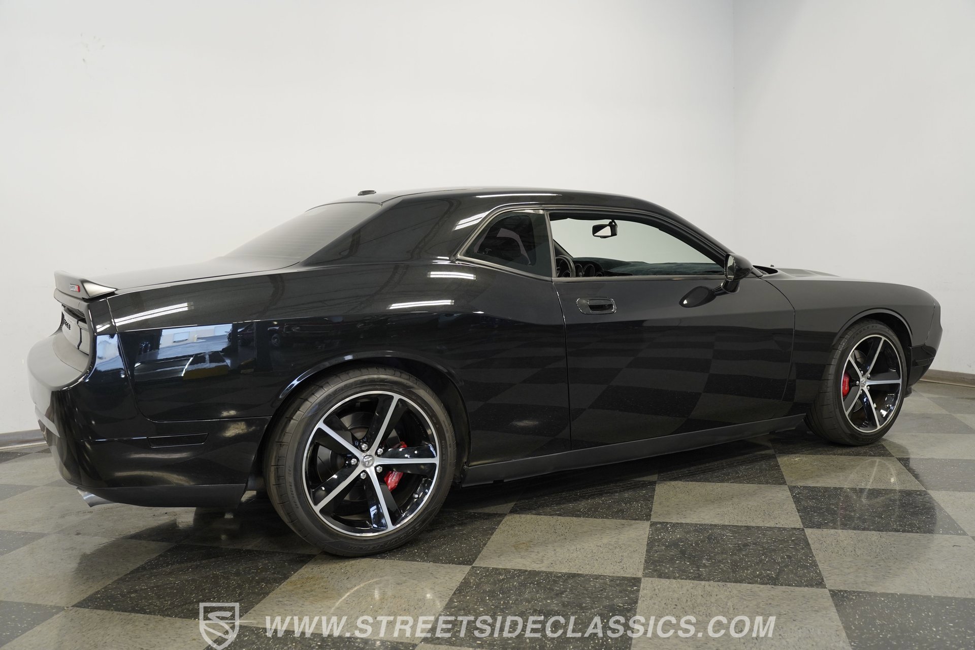 Used 2010 Dodge Challenger SRT8 w/ SRT Option Group II RWD image 13