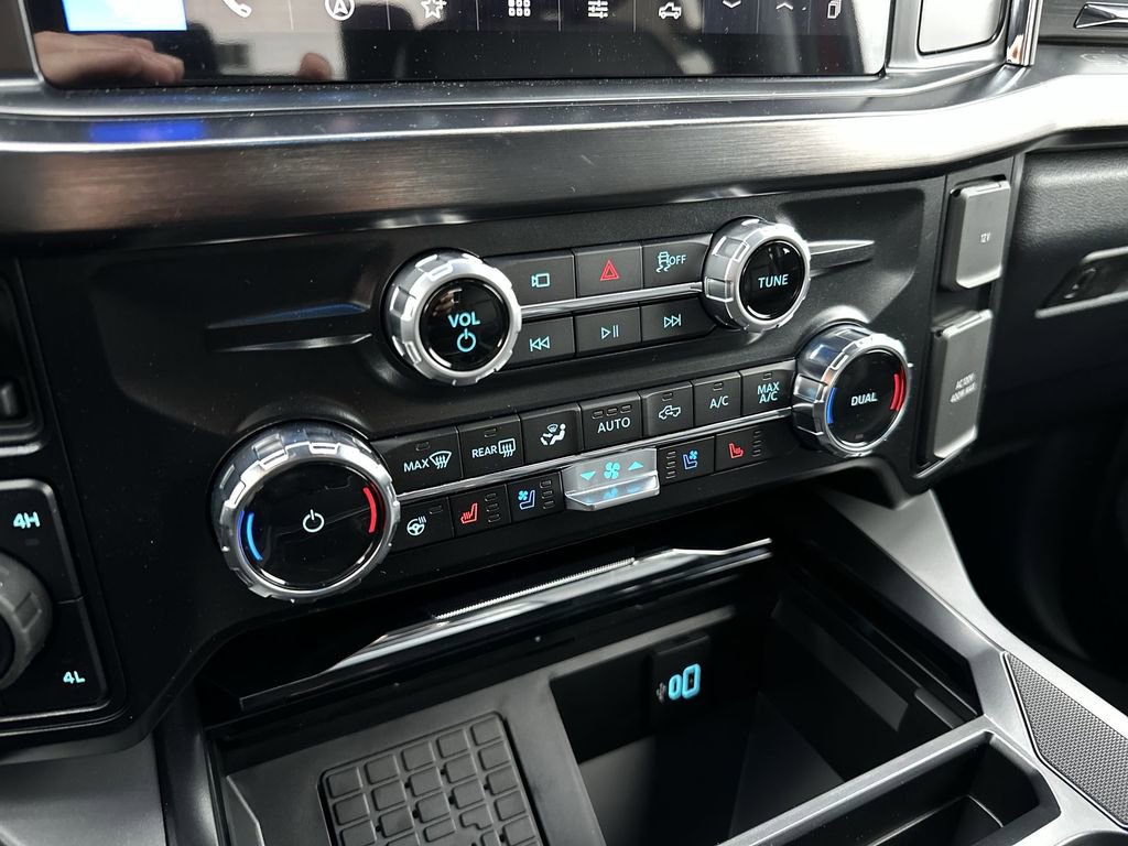 New 2026 Ford F350 Lariat image 19