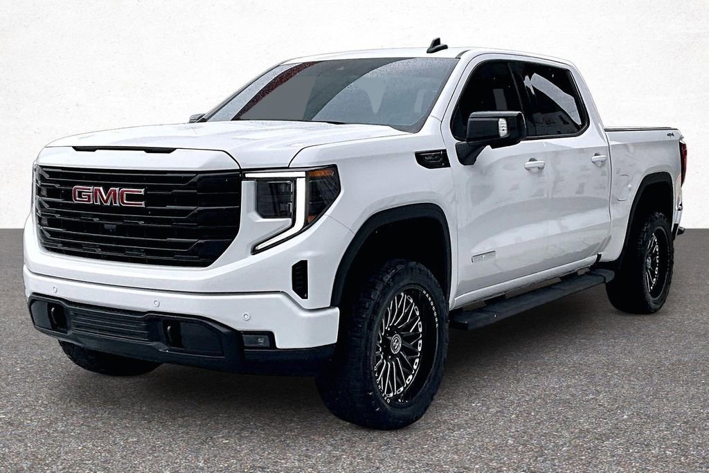 Used 2024 GMC Sierra 1500 Elevation w/ Elevation Premium Package image 4