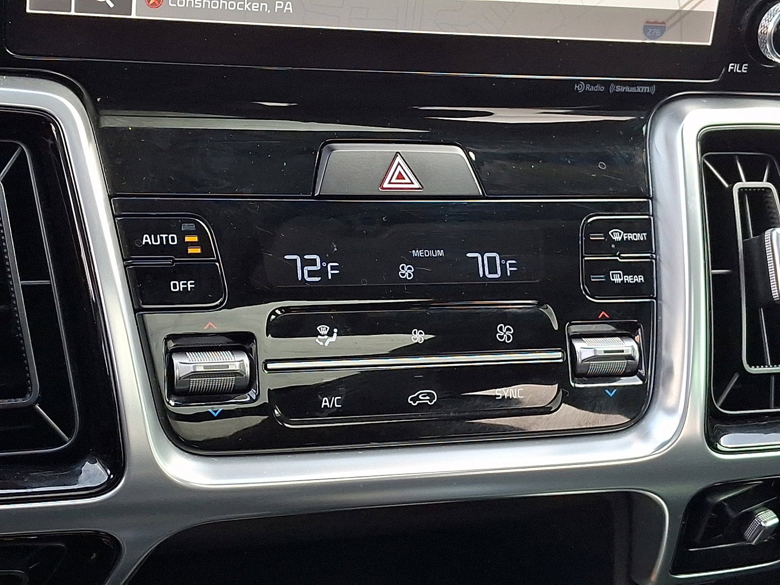 Used 2021 Kia Sorento SX image 16