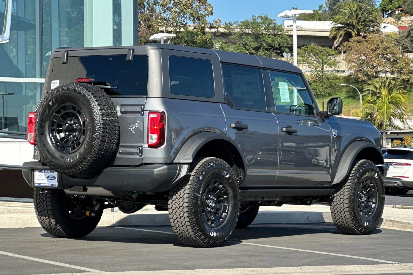New 2026 Ford Bronco Big Bend w/ Black Diamond Package image 3