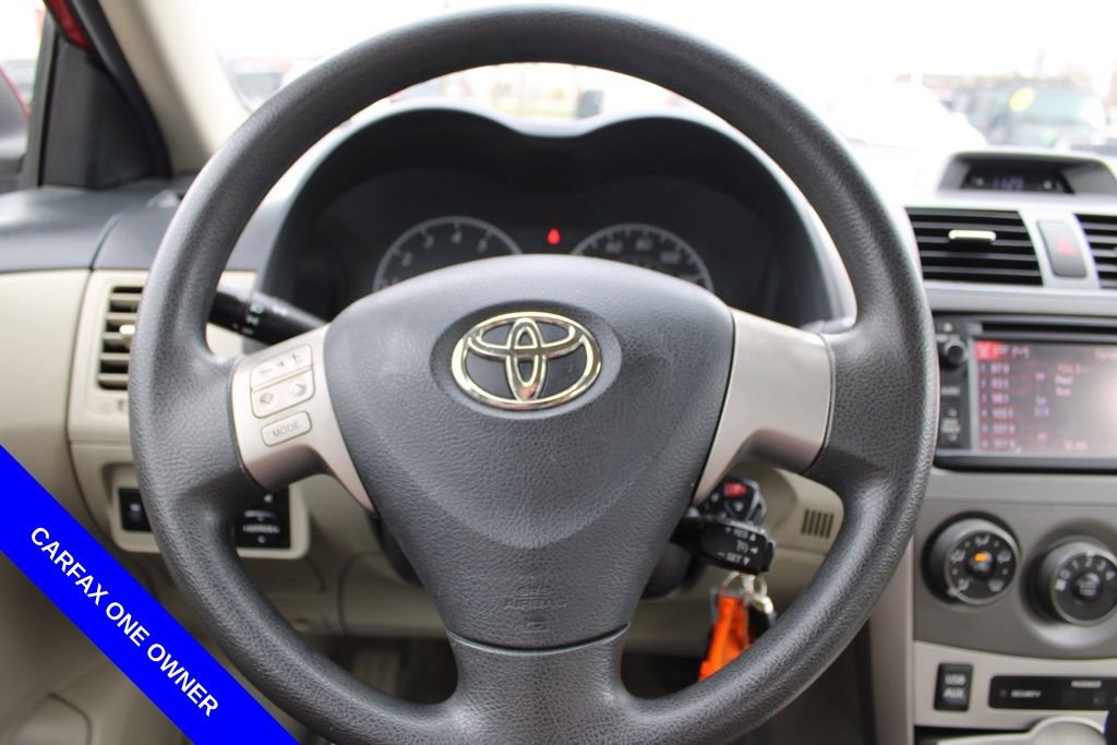Used 2013 Toyota Corolla LE image 26