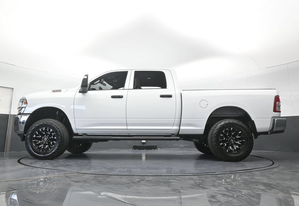 Used 2024 RAM 2500 Tradesman w/ Chrome Appearance Group AWD/4WD image 53