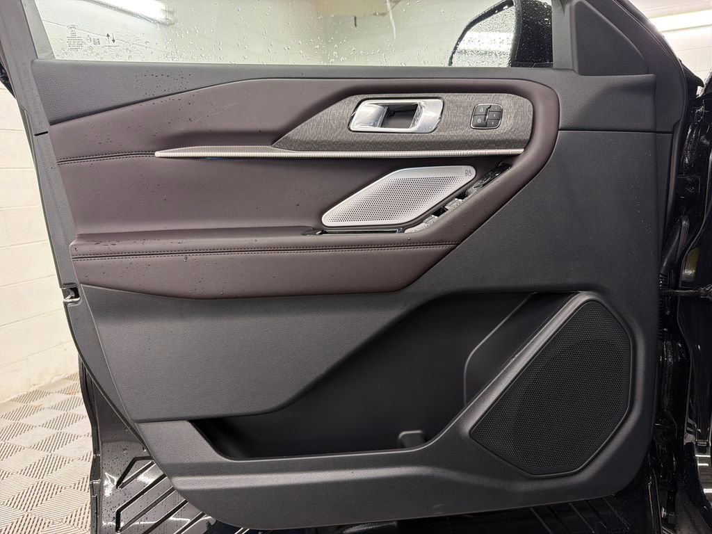 New 2026 Ford Explorer Platinum RWD image 15