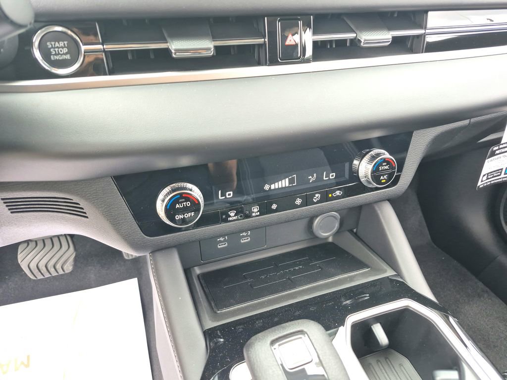 New 2026 Mitsubishi Outlander ES image 18