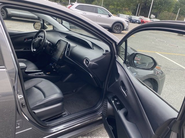 Used 2020 Toyota Prius Prime XLE image 26