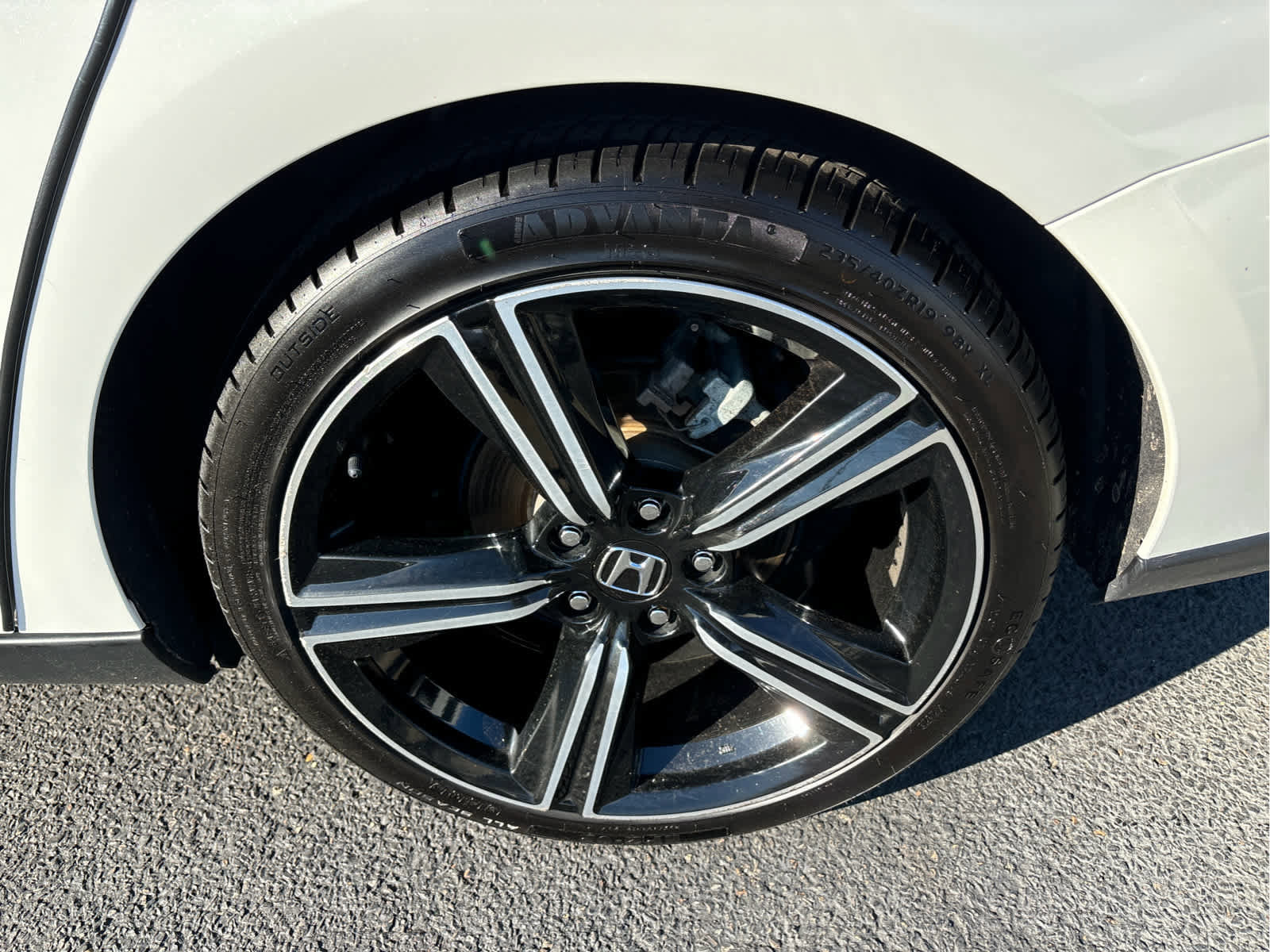 Certified 2023 Honda Accord Sport image 28