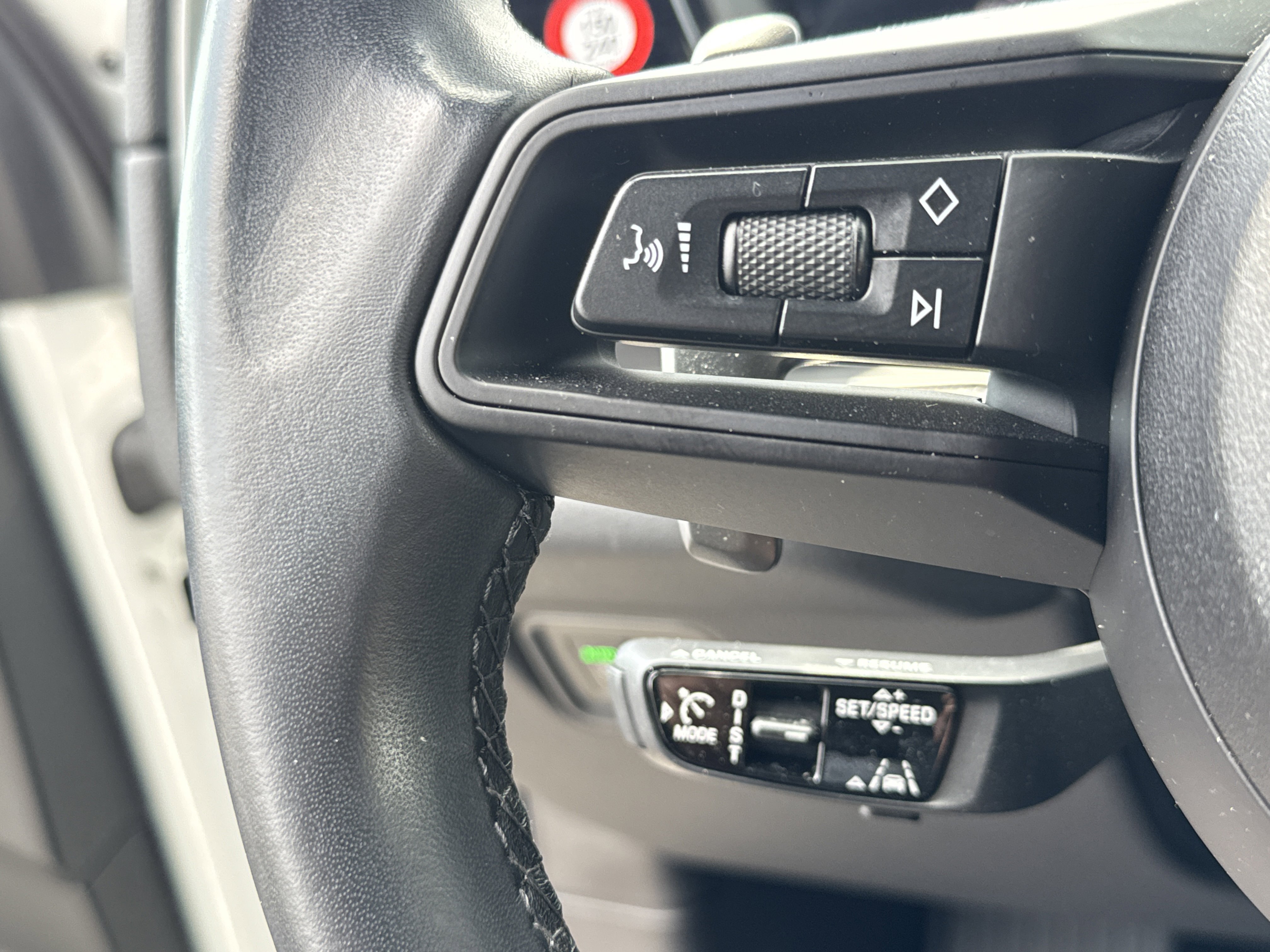 Used 2024 Porsche Cayenne image 19