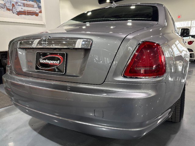 Used 2010 Rolls-Royce Ghost image 40