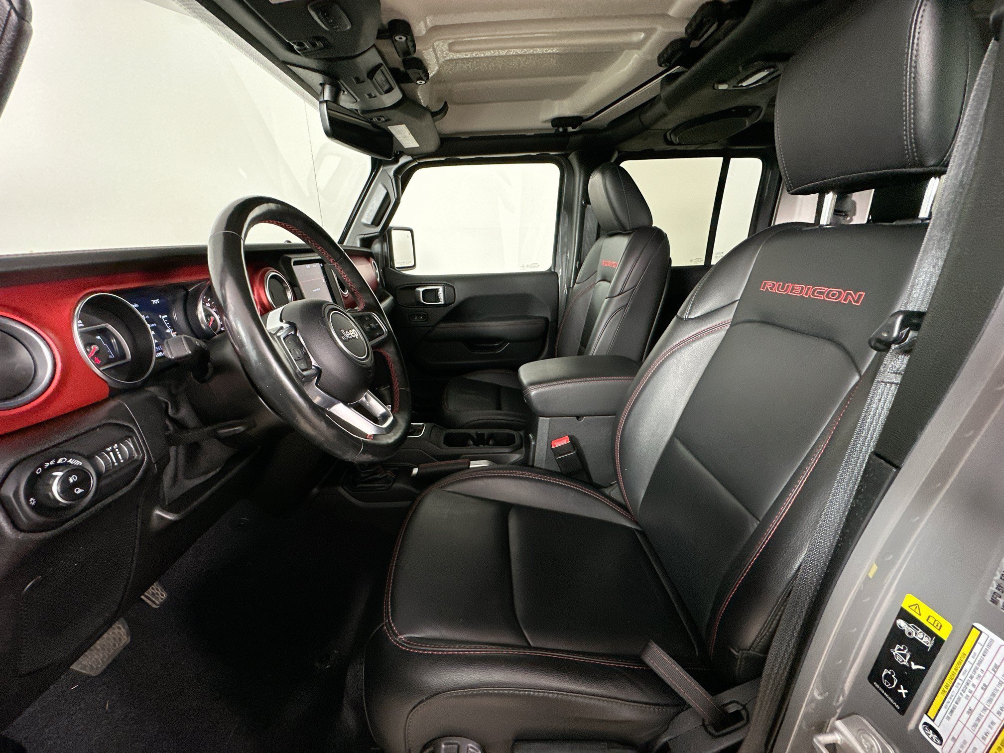 Used 2021 Jeep Gladiator Rubicon AWD/4WD image 29
