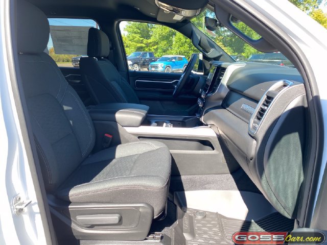 New 2026 RAM 1500 Big Horn AWD/4WD image 6