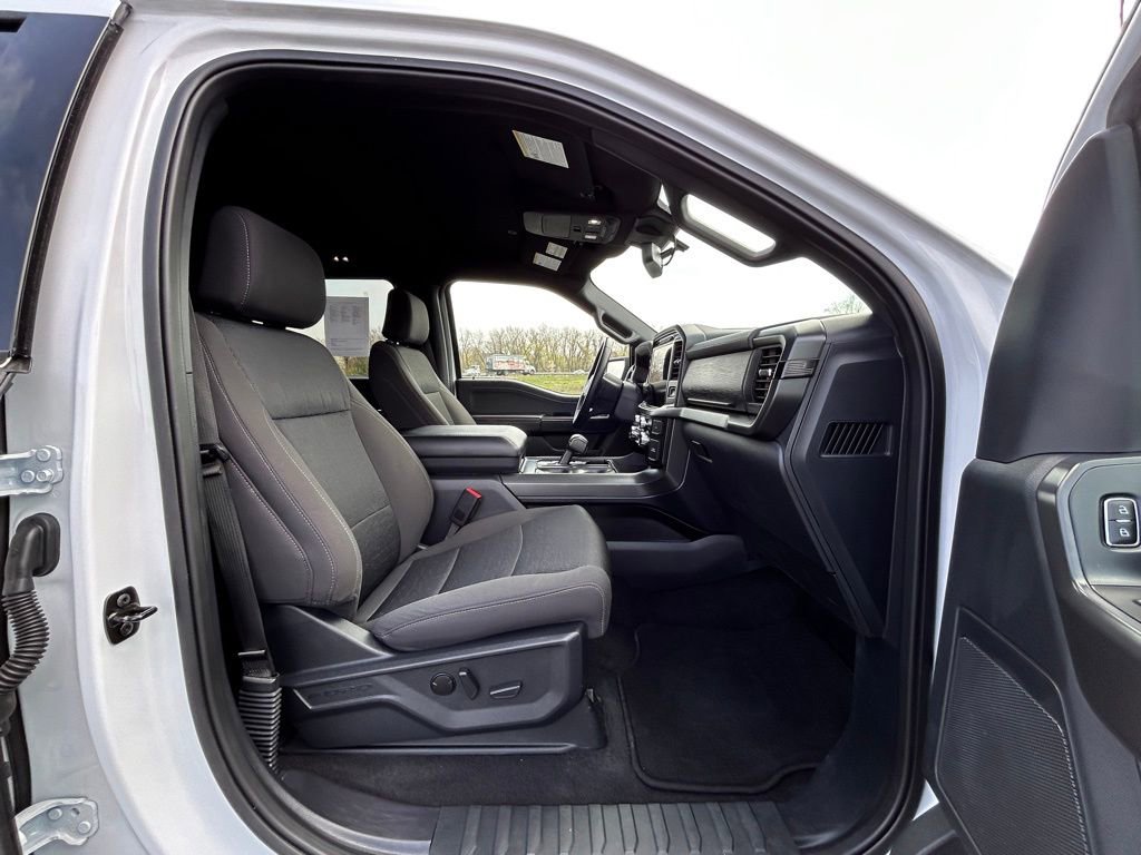 Used 2024 Ford F150 XLT w/ Equipment Group 302A MID image 22