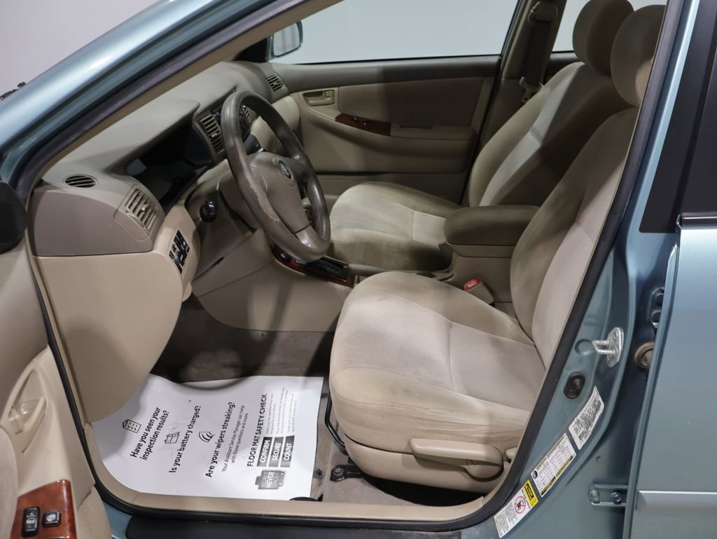 Used 2006 Toyota Corolla CE image 9